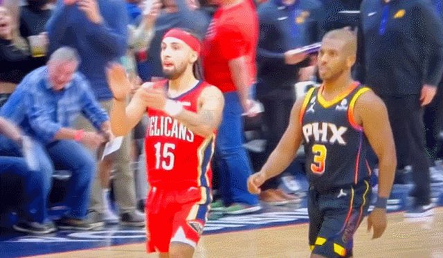 1670814323498065067.gif 1.gif