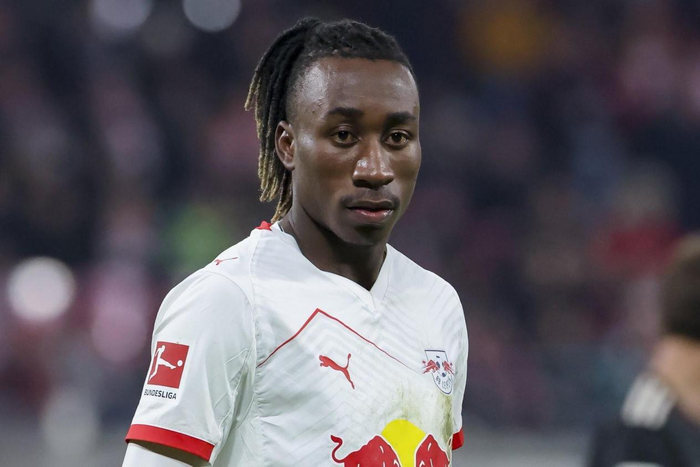 yl23455永利官网-豪掷6000万欧元！英超双雄围剿巴萨，疯抢19岁足坛天才|巴塞罗那|利物浦|切尔西|转会|莱比锡红牛_新浪体育_新浪新闻